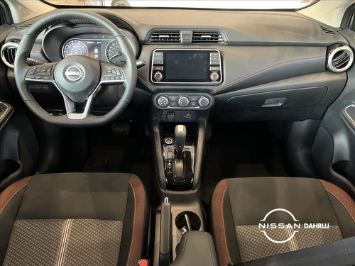 Versa 1.6 16v Flex Sr Xtronic
