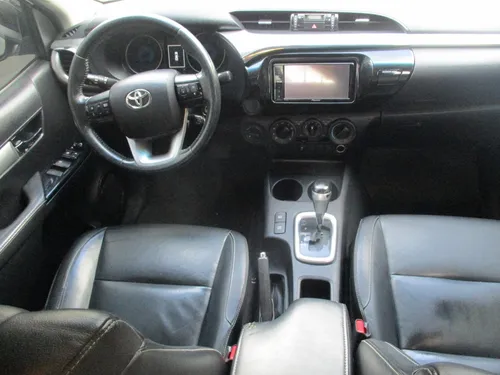 Toyota Hilux Srv Doblecabina 4x4 2800cc At Aa