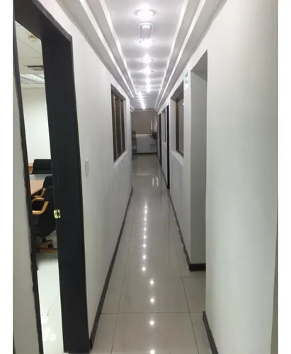 Catia Edificio En Venta