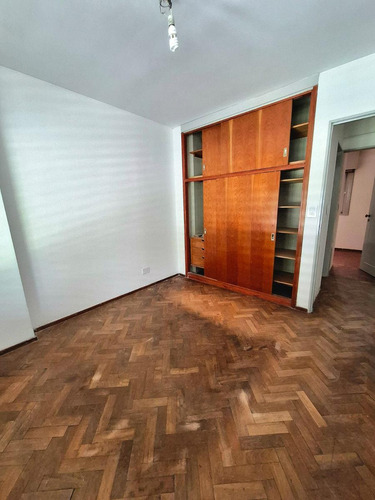 Oroño 213 Piso 1
