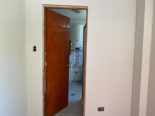 En Parcela Compartida, 2 Dorm, 2 Escritorio, 2 Baños