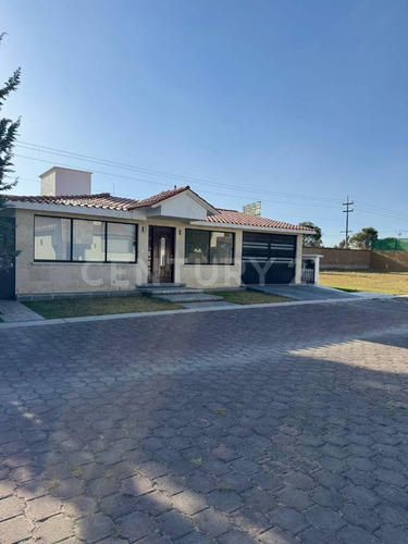 Propiedad En Venta En Rancho El Meson !!!
