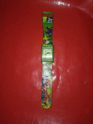 1 Reloj Digital Omnitrix De Ben 10 De Uso (Usado)