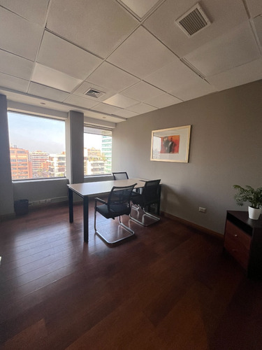 Planta Libre; Metro El Golf, Piso 8, Apoquindo 3200