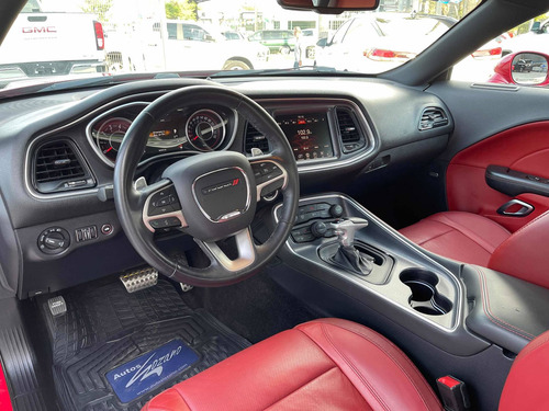 Imagen 11 de 14 de Dodge Challenger 3.6 Black Line X At 2016