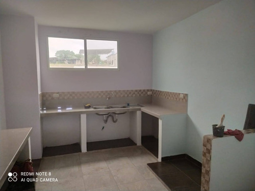 Alquilo Departamento En 3ra Planta En Urbanor
