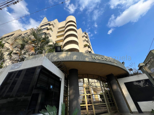 Apartamento En Venta En Los Chorros. Rl