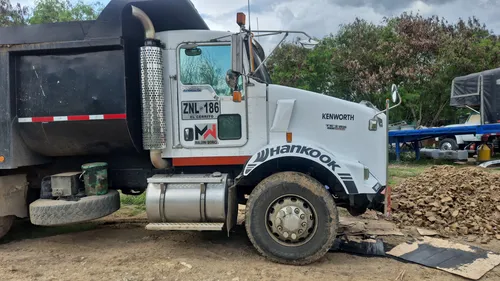 Kenworth Volqueta Dobletroque Mod T800