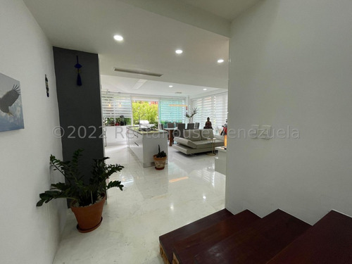 Imagen 3 de 23 de Lmgc Vende Moderno Loft En La Urb Campo Alegre Cod: 22-27641