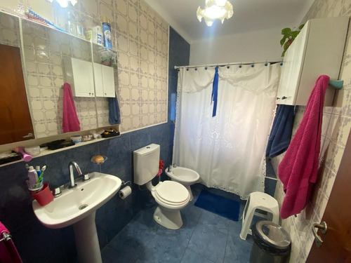 Casa En Venta En Lobos