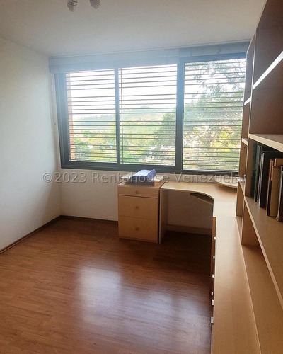 Venta Bello Y Lujoso Apartamento Con Pozo. Mv2519438