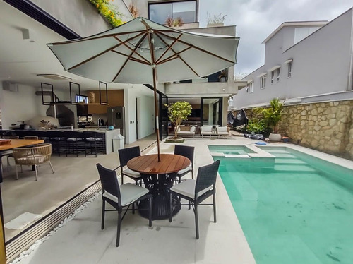 Imagem 2 de 15 de Casa Para Venda No Bairro Riviera De São Lourenço Em Bertioga - Cod: Ir23372 - Ir23372
