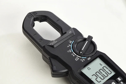 Amperimetro De Tenaza Con Rms Real Y Corriente Cc Flir Cm46