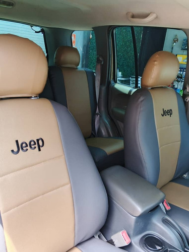 Jeep Cherokee Liberty 2006 Automático 4x2 Kj