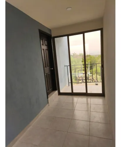 Casa De 3 Recamaras Un Balcon, Modelo Sirconia, En Col Exquitlan