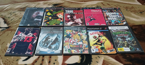 Lote 10 Cajas C/sus Respectivos Juegos De Play 2 P/revisar (Usado)