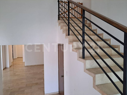 Casa En Venta En Hacienda Real (cantera)