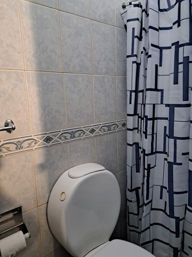 Venta De Casa Con Dos Dormitorios En Colón, A Una Cuadra De Avenida Garzón Y Dos Minutos De Sayago