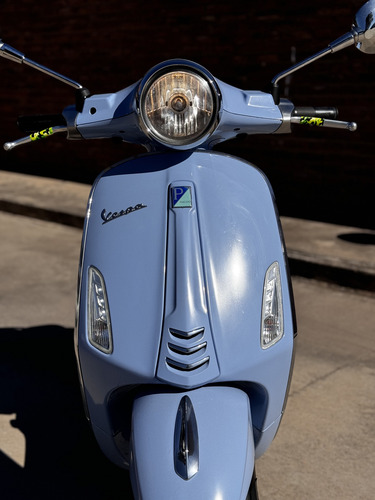 Vespa Primavera 150 - Italiana