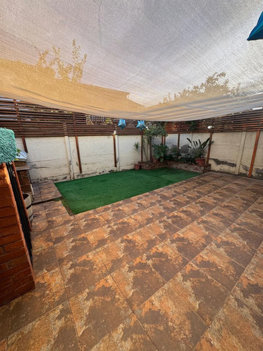 Casa Con Excelente Ubicación Y Gran Potencial Comercial