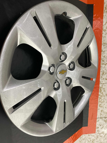 Tapon Polvera Chevrolet Trax Rin 16 #parte C/n 9598538 (Usado)