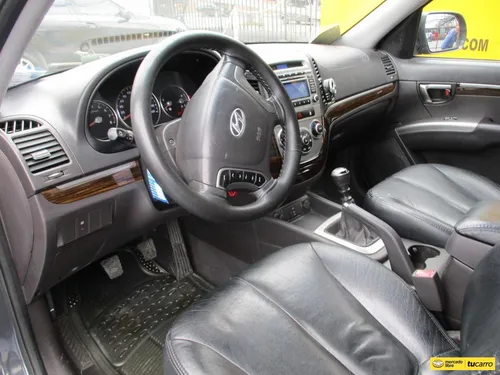 Hyundai Santa Fe Gl 4x2 2400cc Mt Aa