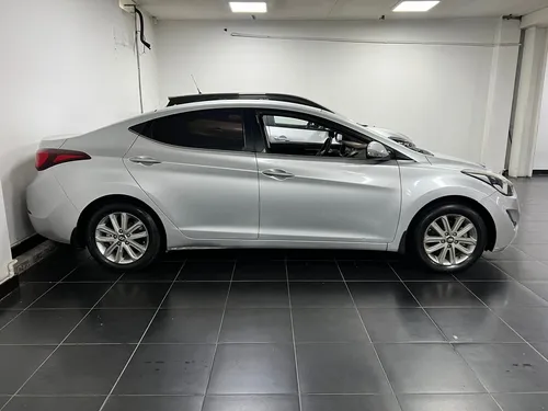 Hyundai Elantra I35 Mt 4x2 1.6