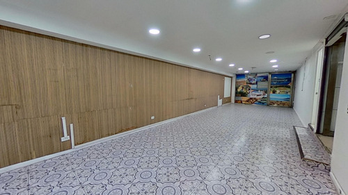 Amplia Propiedad Comercial - Los Conquistadores