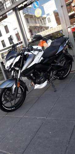 Bajaj Rouser Ns 200 Twister Fz Financio Permuto Qr Motors