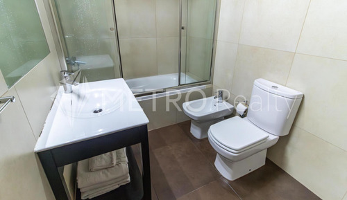 Departamento En Venta, 2 Amb, En Olivos Con Cochera