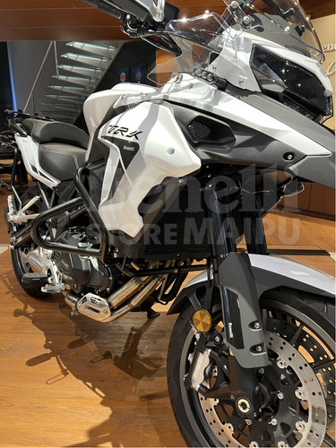 Imagen 6 de 15 de Benelli Trk 502