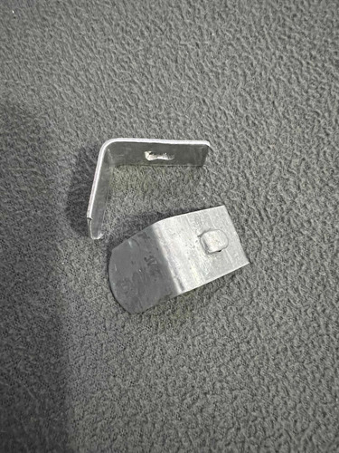Imagen 2 de 8 de Soportes De Entrepaños Para Vidrios De Vitrinas
