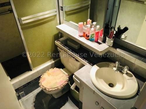 Imagen 19 de 28 de La Alameda Casa En Venta Jesús Enrique Díaz 22-20329 Caracas Baruta