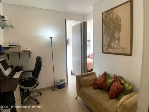 Apartamento En Cedritos(bogota) Rah Co: 25-332