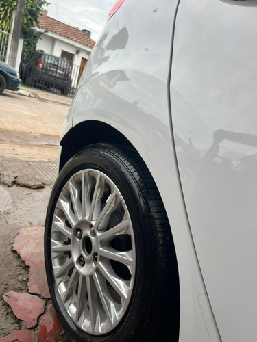 Ford Fiesta Kinetic 1.6 Se 120cv