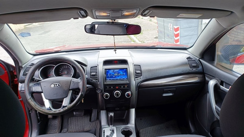 Imagen 9 de 15 de Kia Sorento 3 Filas De Asientos Excelente Estado