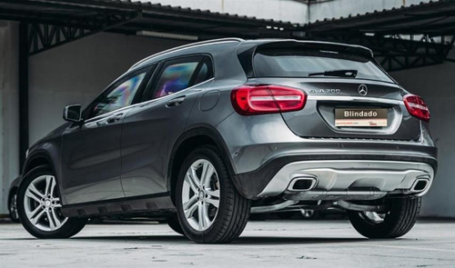Mercedes Benz Gla-200