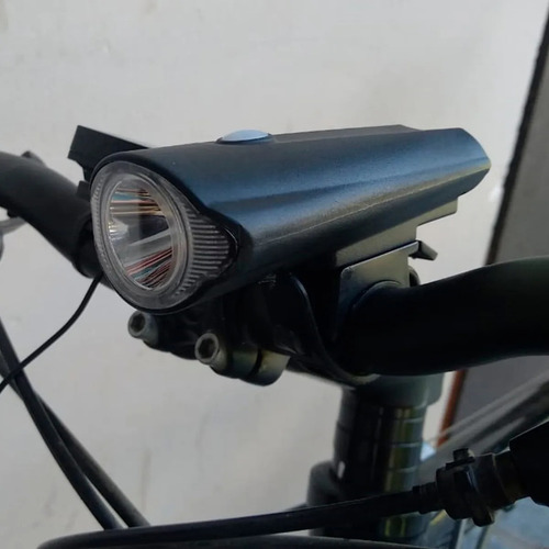Imagen 2 de 2 de Luz Delantera Bicicleta Recargable Usb Impermeable Xlt-108