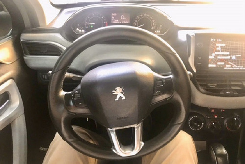 Peugeot 208 1.5 Allure Touchscreen