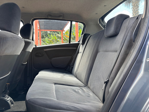 Renault Sandero 1.6 Privilège Hi-torque 5p