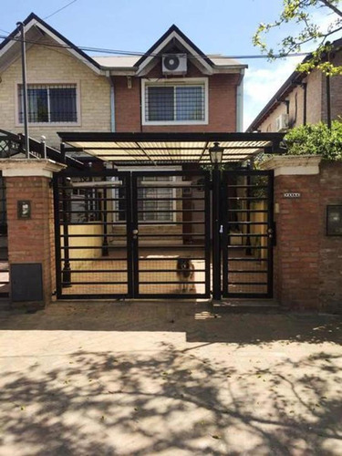 Imagen 2 de 30 de Venta Impecable Triplex, Inmejorable Estado. Maipu 1264. Bel