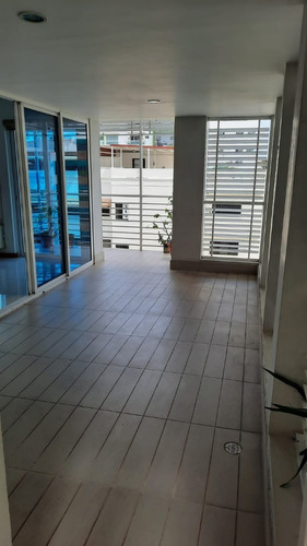 Imagen 4 de 28 de Apartamento En Evaristo Morales 3er Piso 256mts