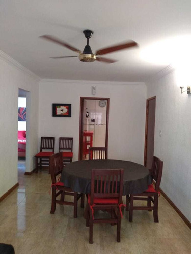 Imagen 2 de 10 de Departamento De 3 Ambientes .