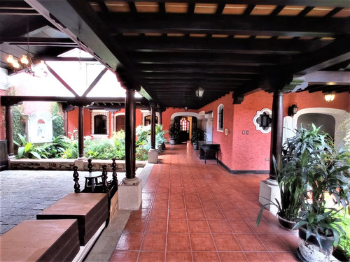 Imagen 3 de 29 de Vendo Hermosa Y Amplia Casa, Estilo Colonial, Sector Preferencial, Alta Plusvalia Y Seguridad