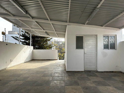 Imagen 13 de 17 de Casa Acondicionada Para Oficinas En Polanco