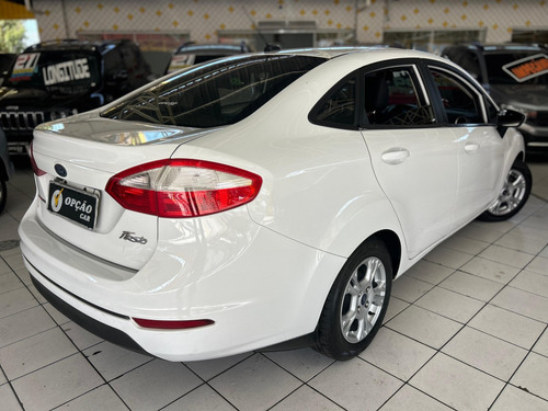 Ford Fiesta 1.6 SE SEDAN 16V FLEX 4P POWERSHIFT
