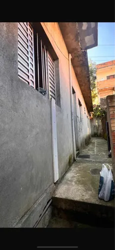 Casa Com 2 Quantos ,sala,cozinha ,banheiro ,garagem
