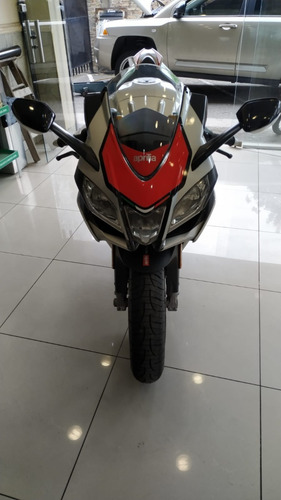 Imagen 4 de 10 de Aprilia Rsv4 Rf
