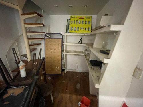 Local Comercial En Venta - Galeria Luro