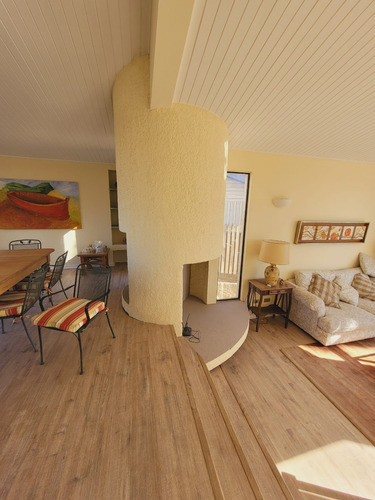 Casa En Pichidangui 4d 3baños Frente A Playa